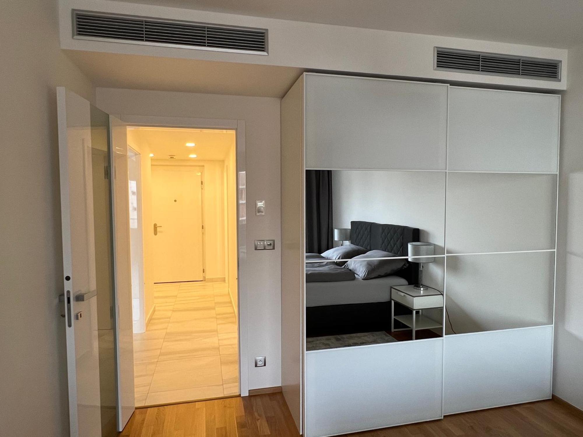 Quiet Apartment In The Centre Prag Exterior foto